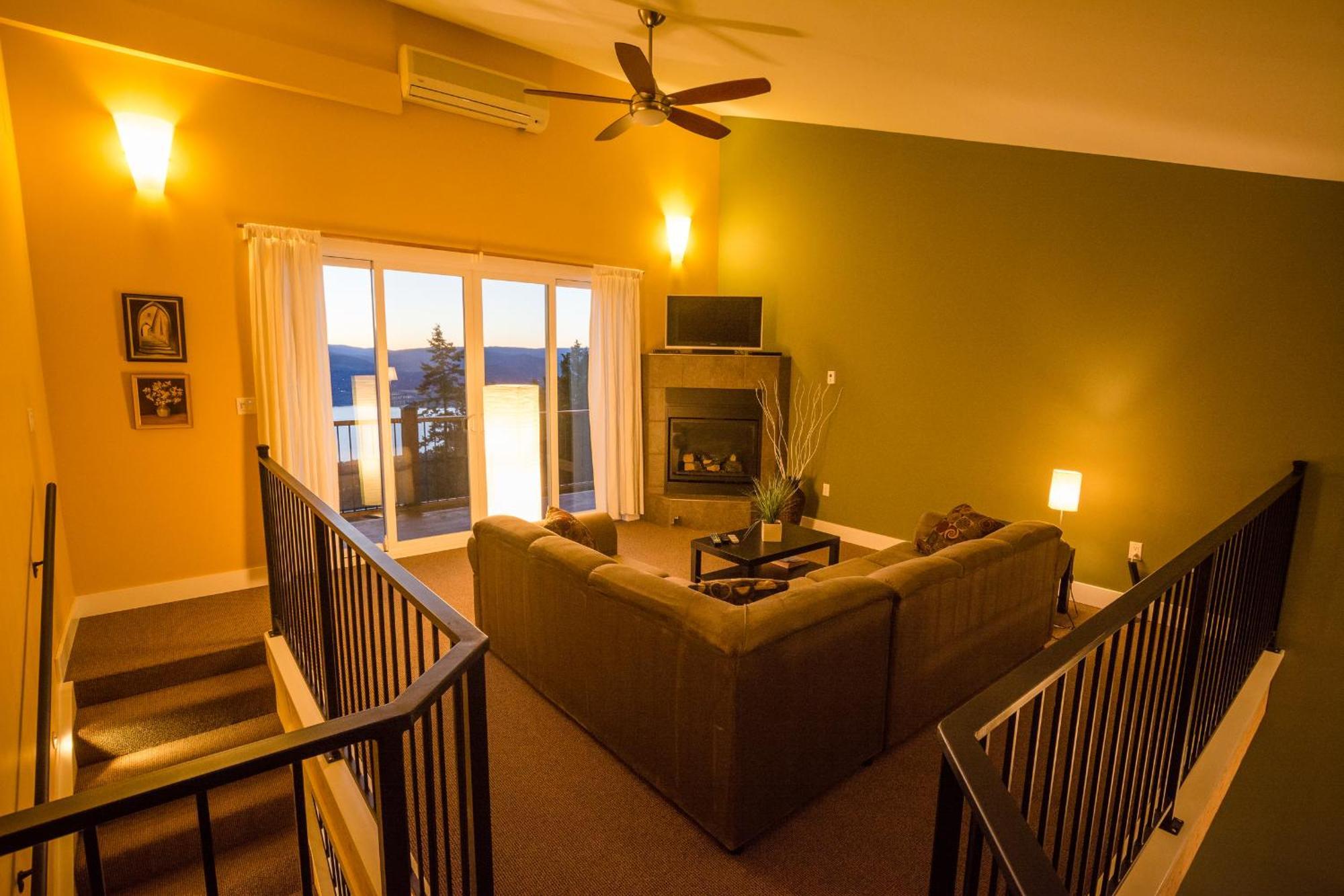 Crooked Tree Guest Suites Pentiction Zewnętrze zdjęcie